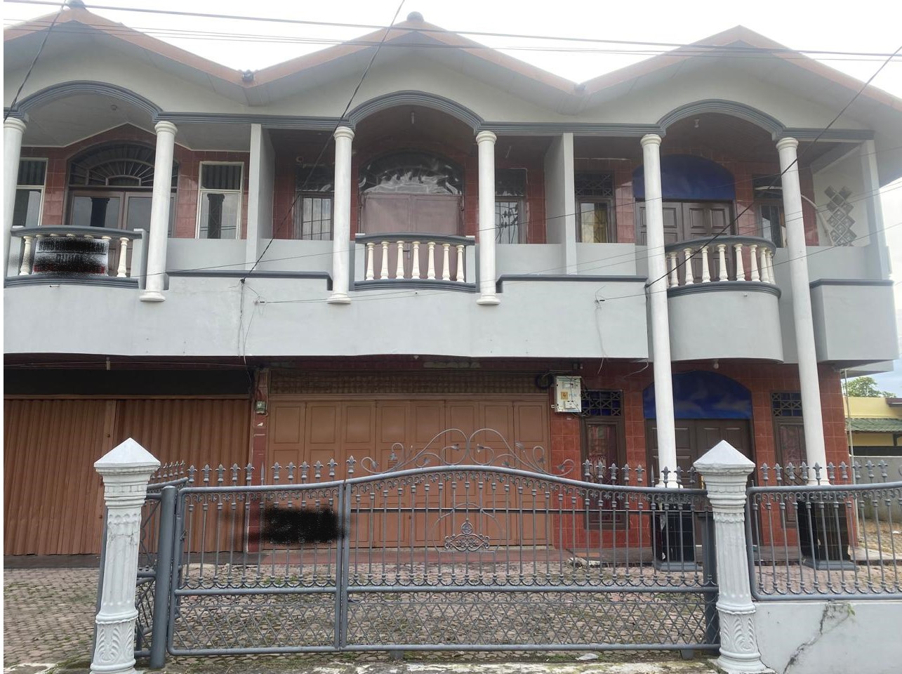 Dijual - 2 Ruko 2 1/2 Lantai (Medan Amplas)