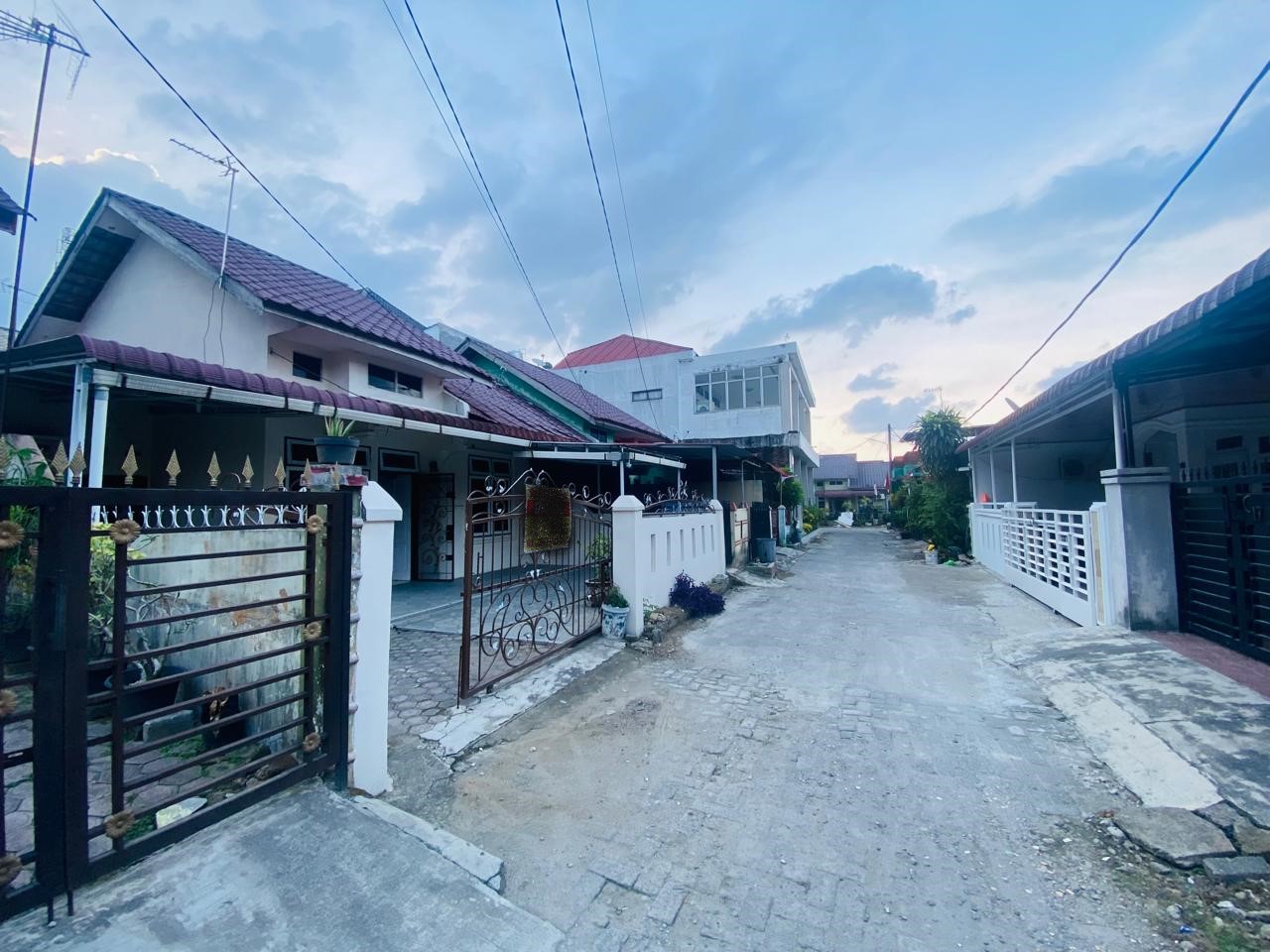 Dijual - Rumah Tinggal 1 Lantai (Medan Amplas)