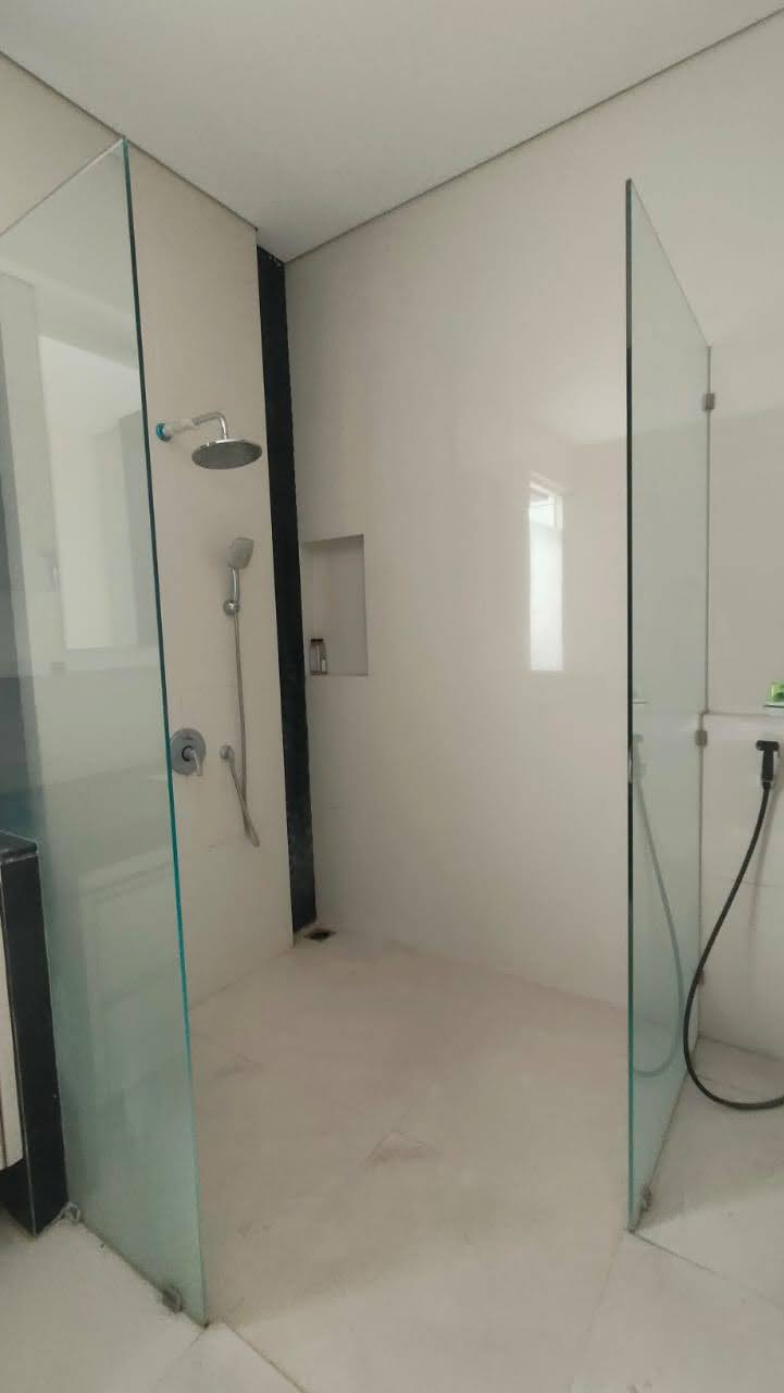 DISEWAKAN Rumah Mewah FURNISH BUKIT TELAGA GOLF Citraland