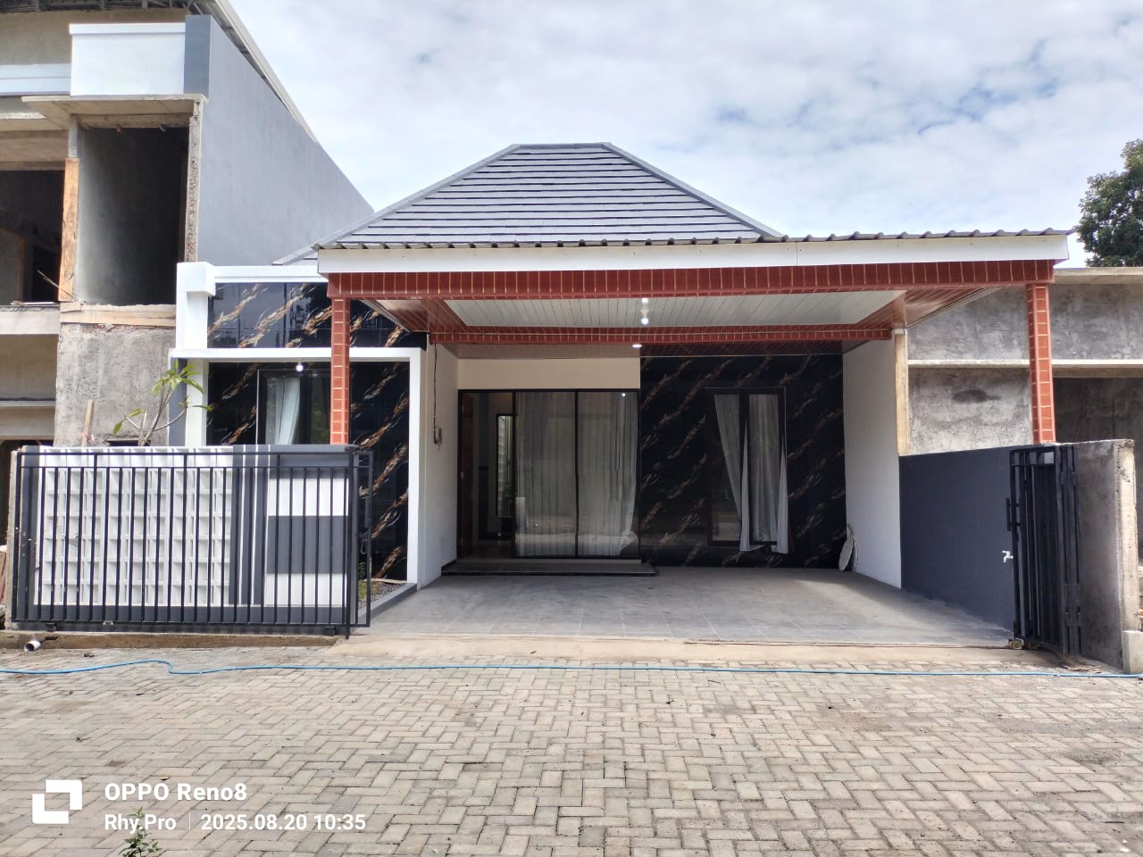 Rumah Baru Siap Huni FULL FURNISH dekat Kampus UII Jogja