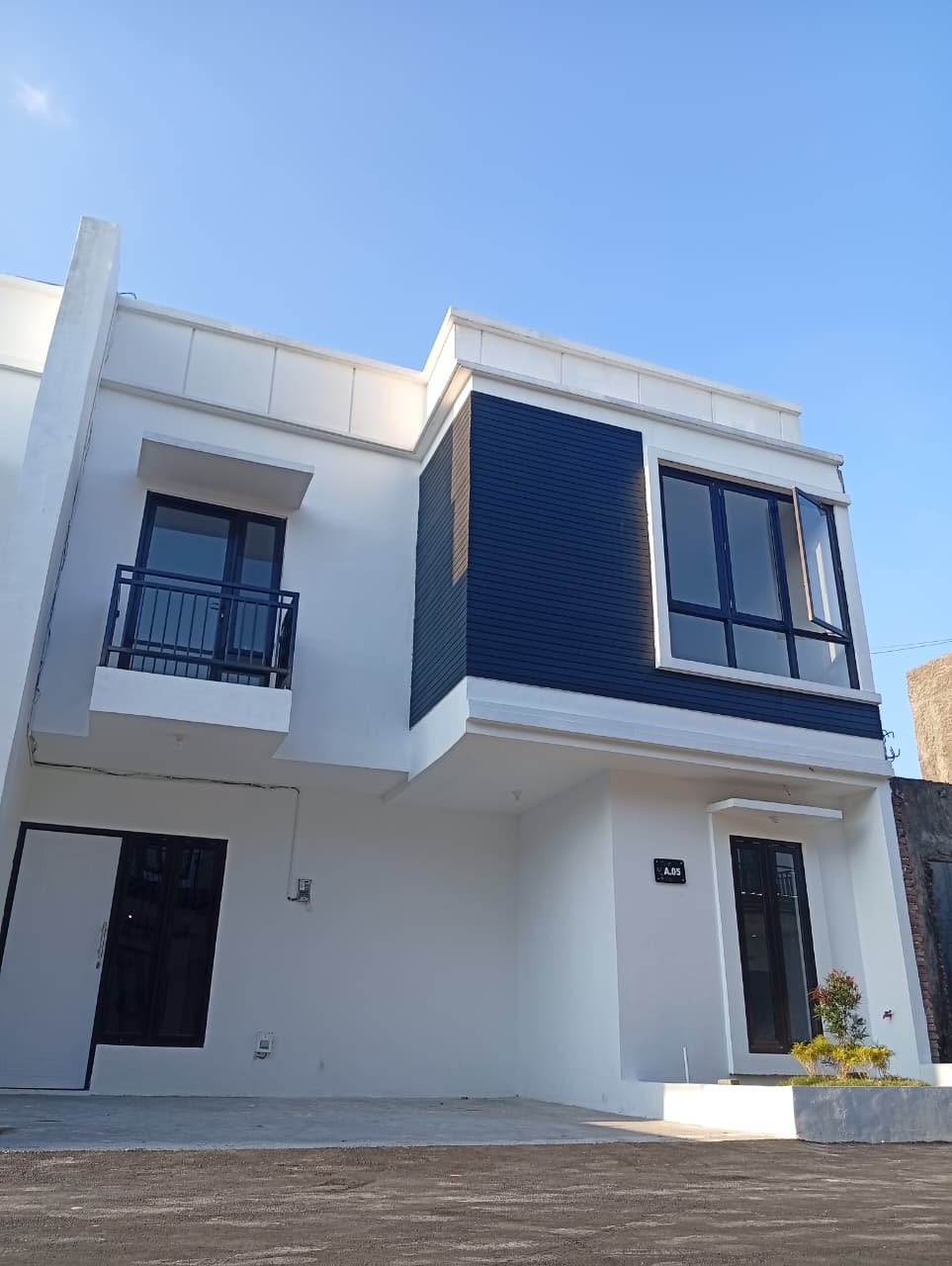 Rumah Modern Cluster dekat Stadion Maguwoharjo Sleman