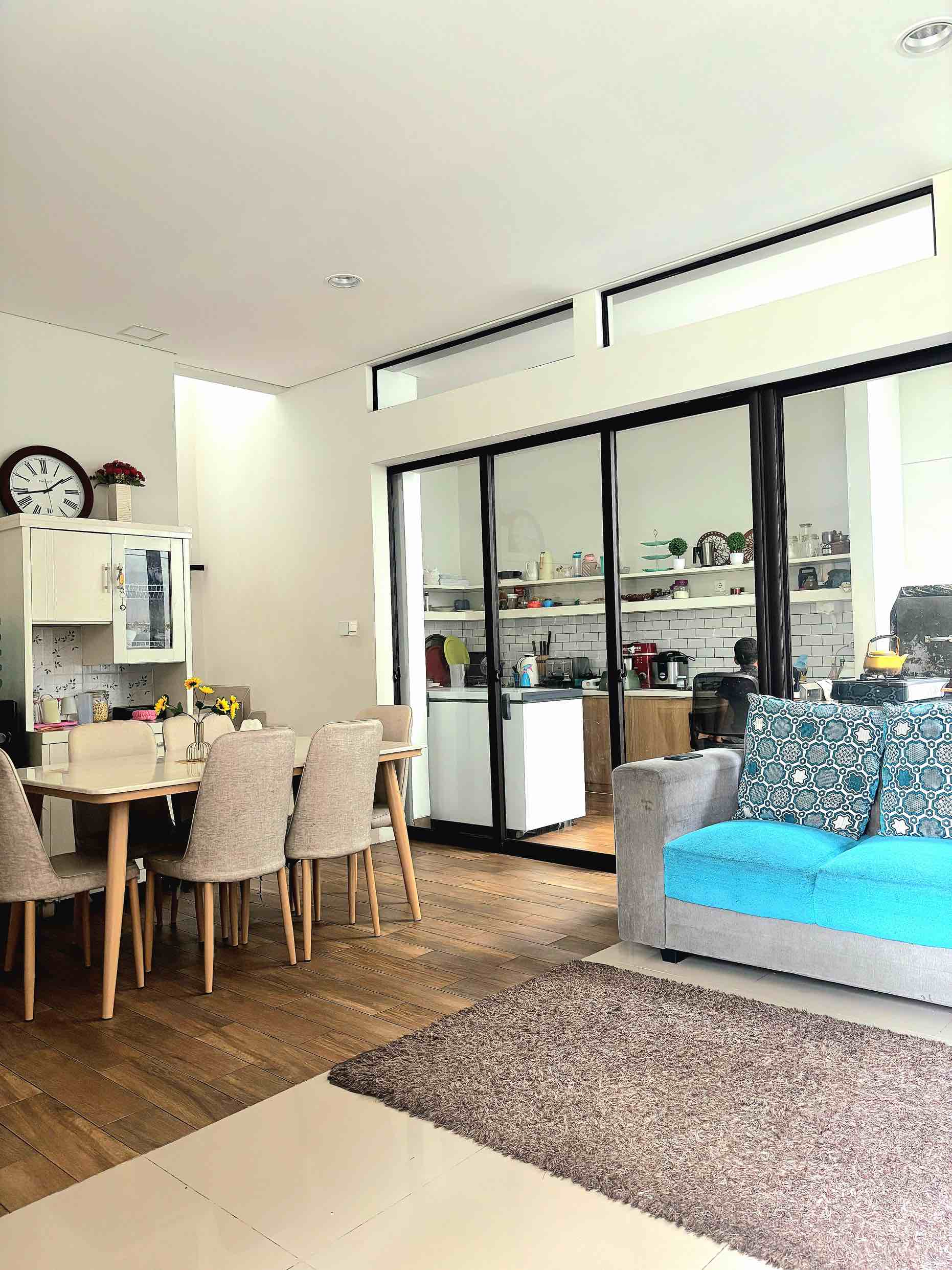 Rumah bagus Summarecon bandung cluster Flora