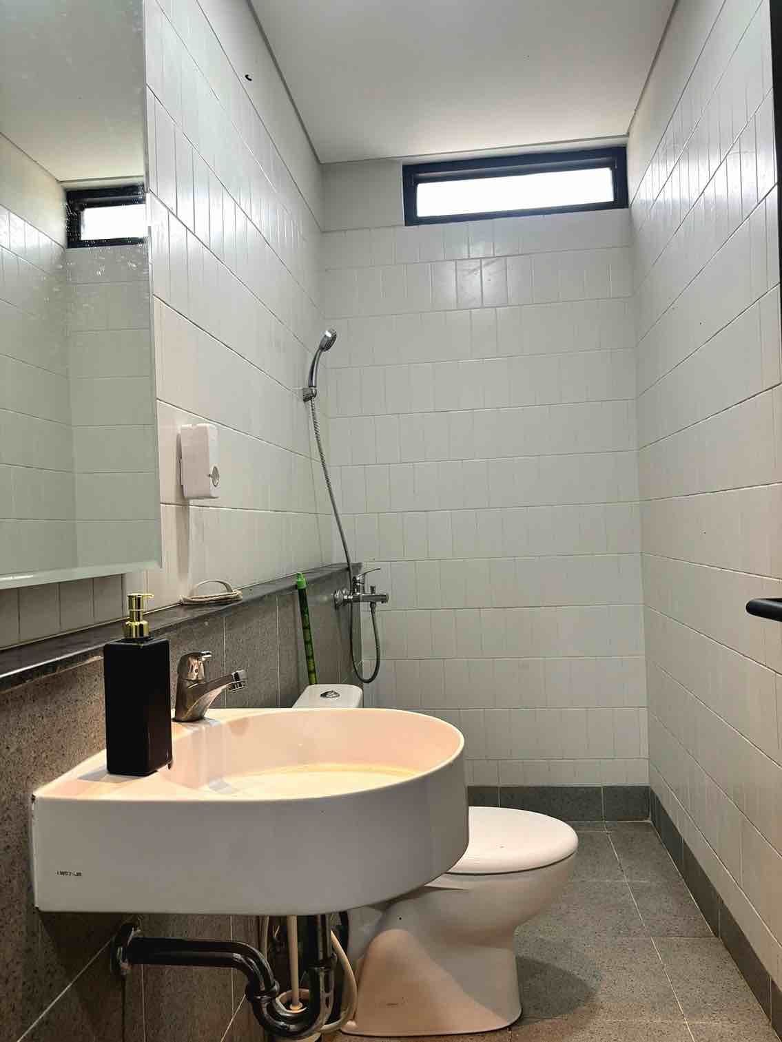 Rumah bagus Summarecon bandung cluster Flora