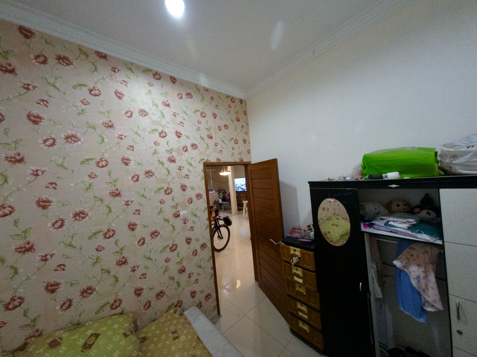 Dijual rumah di Villa Melati Mas, Jelupang, Serpong Utara