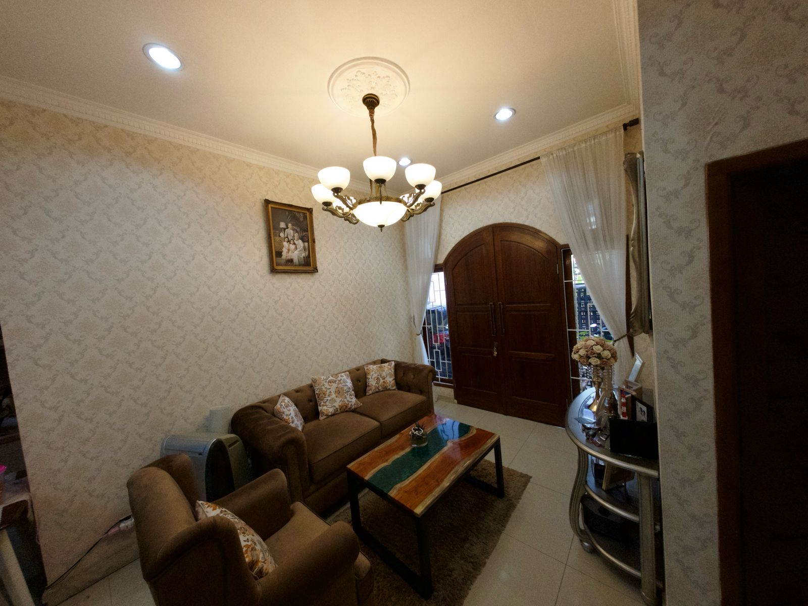 Dijual rumah di Villa Melati Mas, Jelupang, Serpong Utara