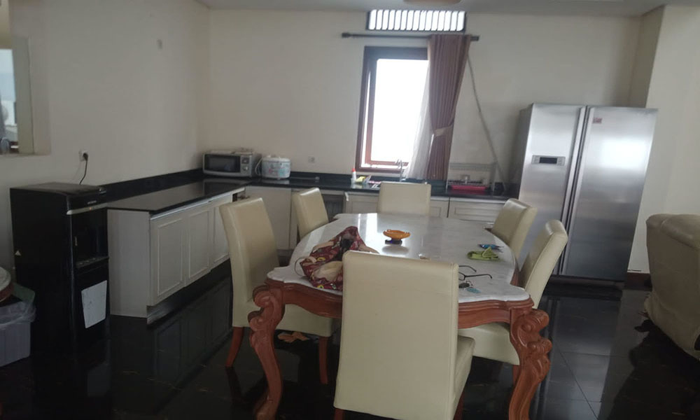 Rumah Full Furnish Serasa Villa Dgn Swimming Pool di Resort Dago