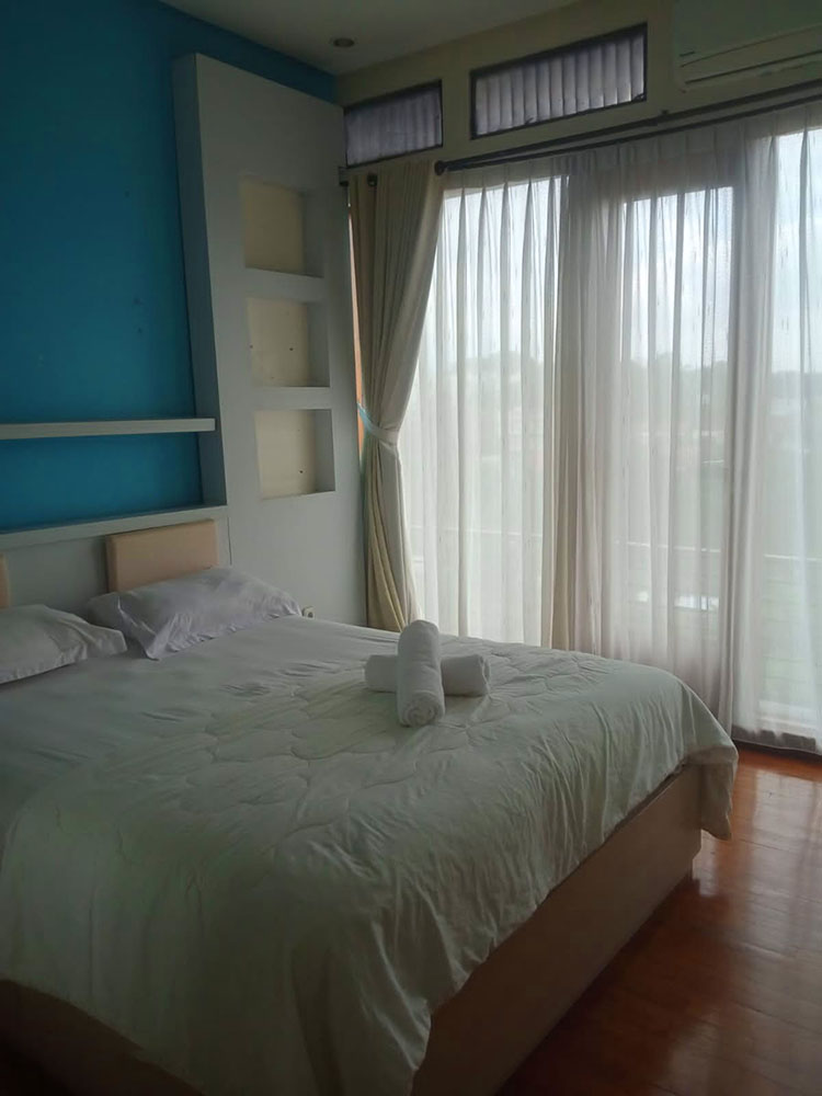 Rumah Full Furnish Serasa Villa Dgn Swimming Pool di Resort Dago