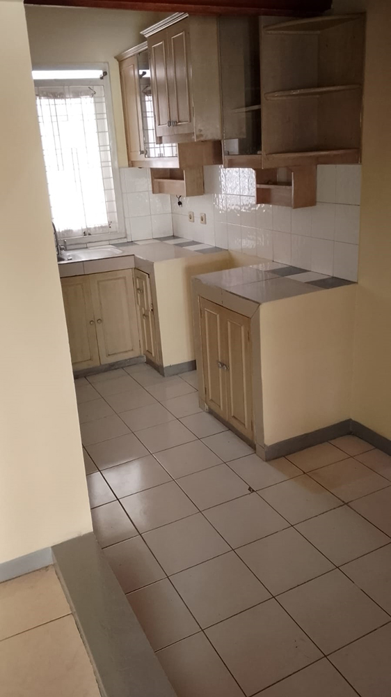 Rumah Gaya American Classic di Arcamanik Bandung