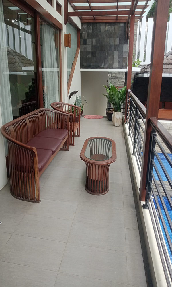 Rumah Full Furnish Serasa Villa Dgn Swimming Pool di Resort Dago