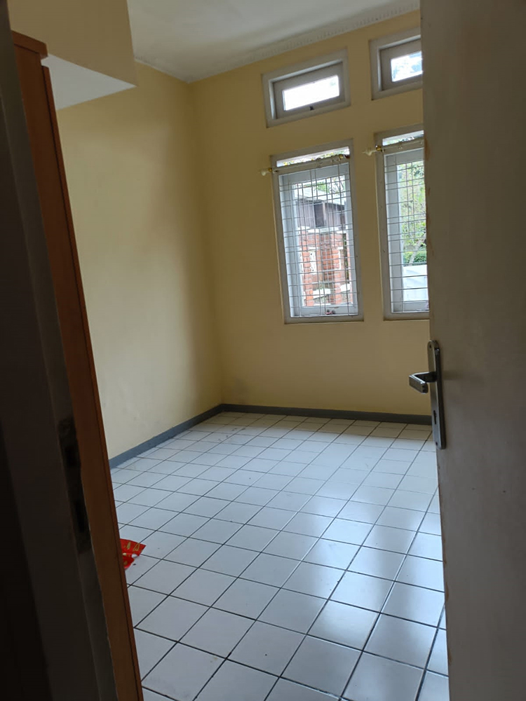 Rumah Gaya American Classic di Arcamanik Bandung