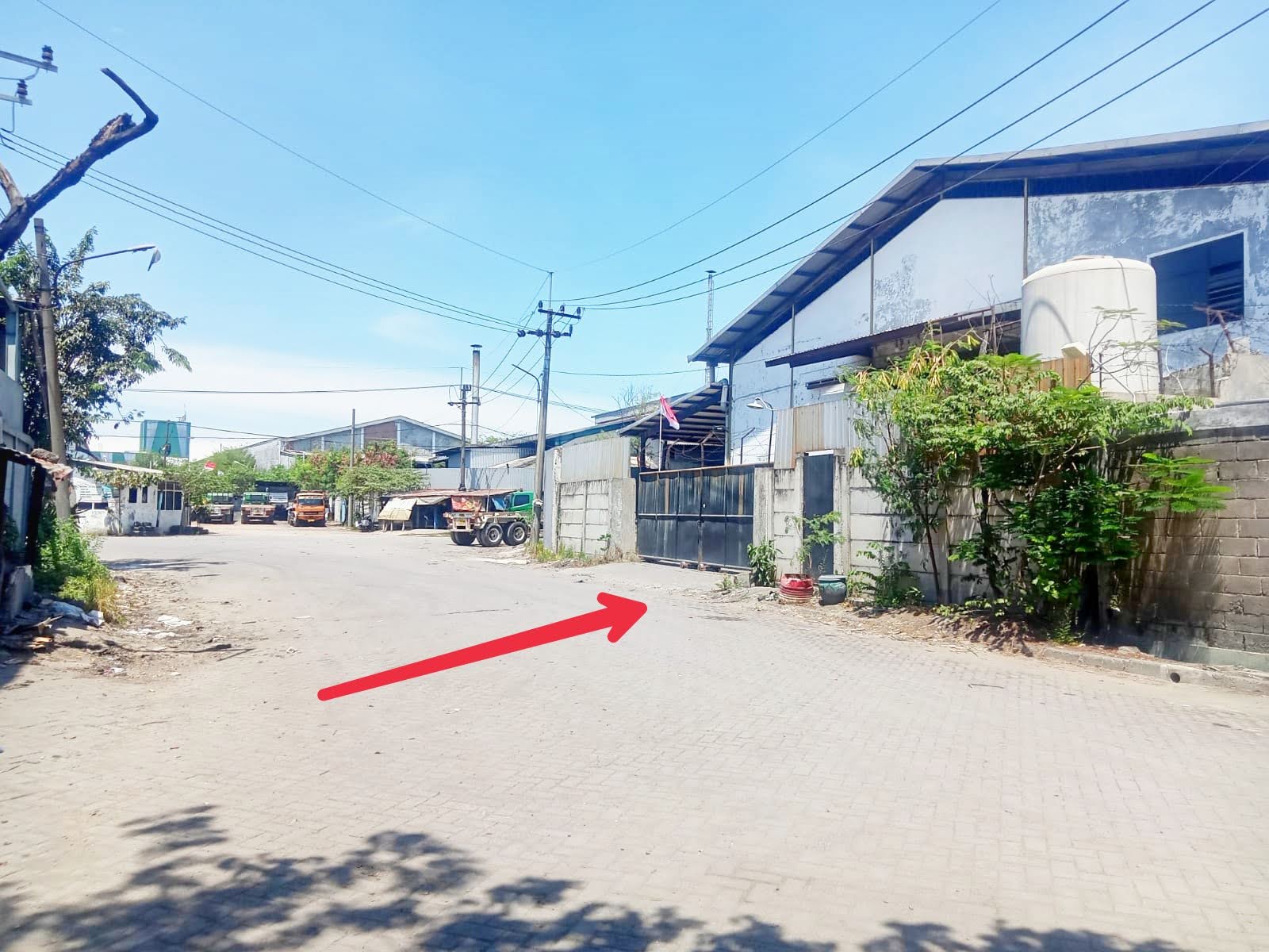 JUAL Gudang strategis di OSOWILANGUN INDAH Dekat tol Surabaya