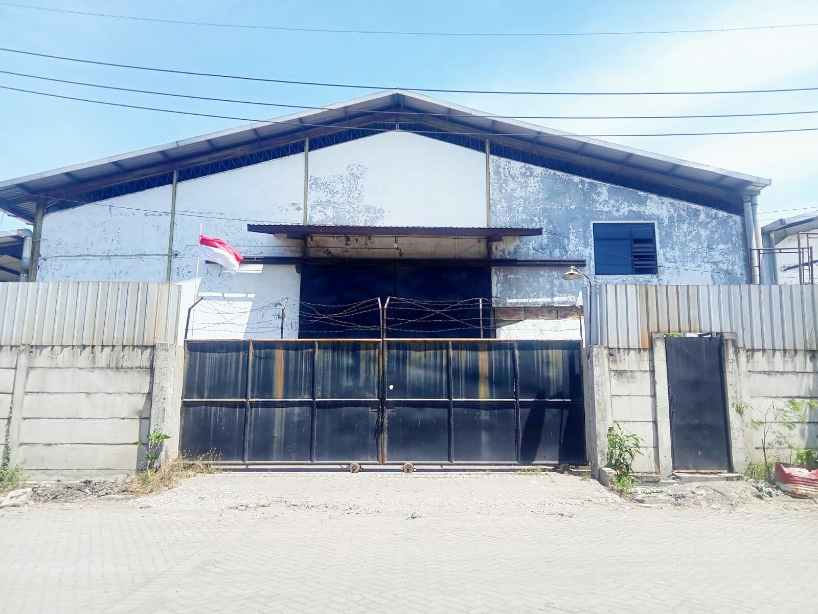 JUAL Gudang strategis di OSOWILANGUN INDAH Dekat tol Surabaya