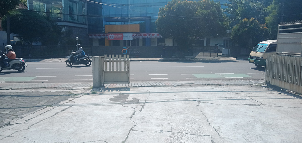 Gedung 2 Lantai Utk Kantor/Komersial di jl. Wastukencana Bandung