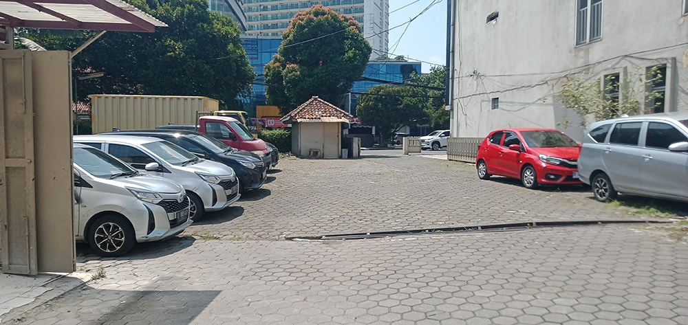 Gedung 2 Lantai Utk Kantor/Komersial di jl. Wastukencana Bandung