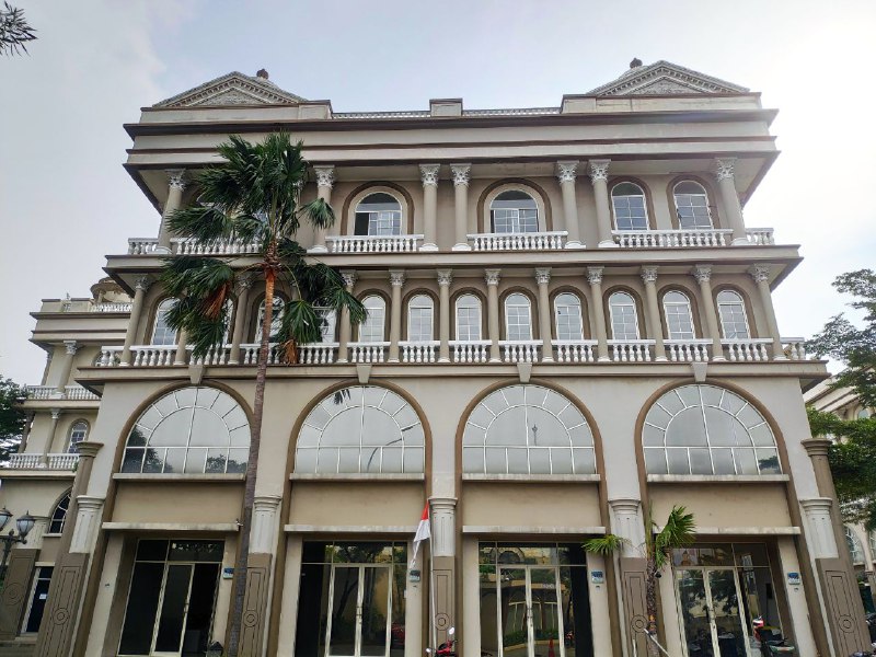 Disewa Ruko 4 in 1 Luas 1200 m2 Sedayu Square, Cengkareng