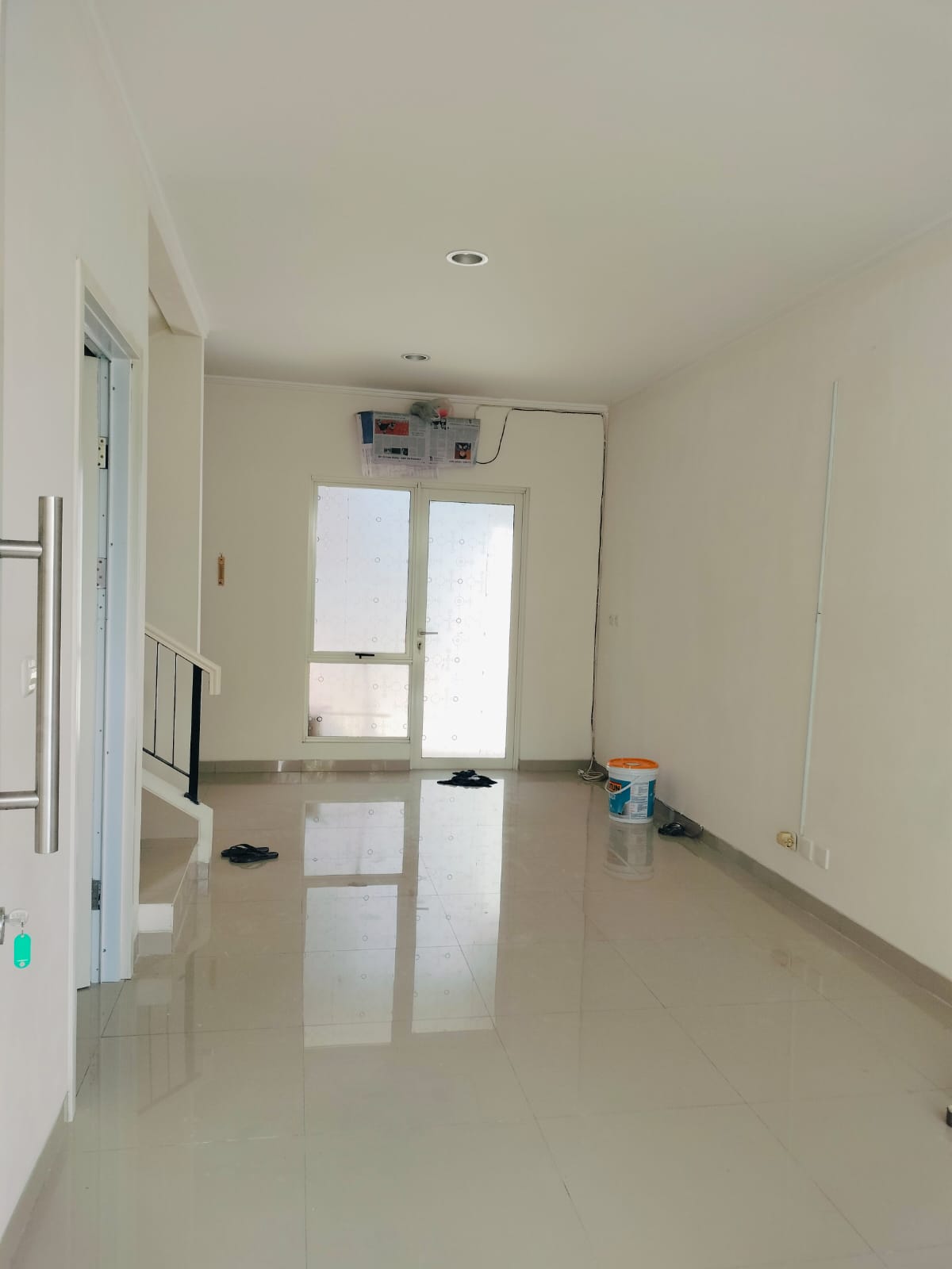 Disewakan rumah cantik dan bersih di SUVARNA SUTERA TANGERANG