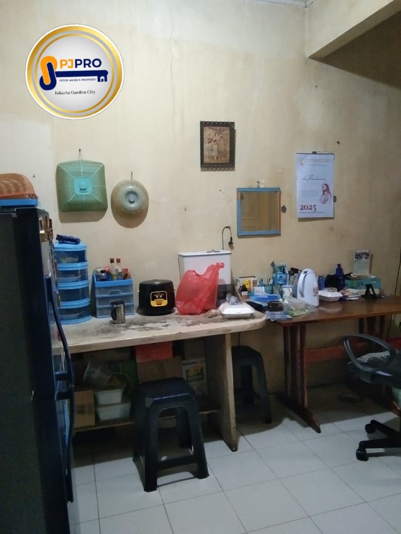 Dijual Rumah dengan Harga Murah Area Bebas Banjir di Duta Bumi 1