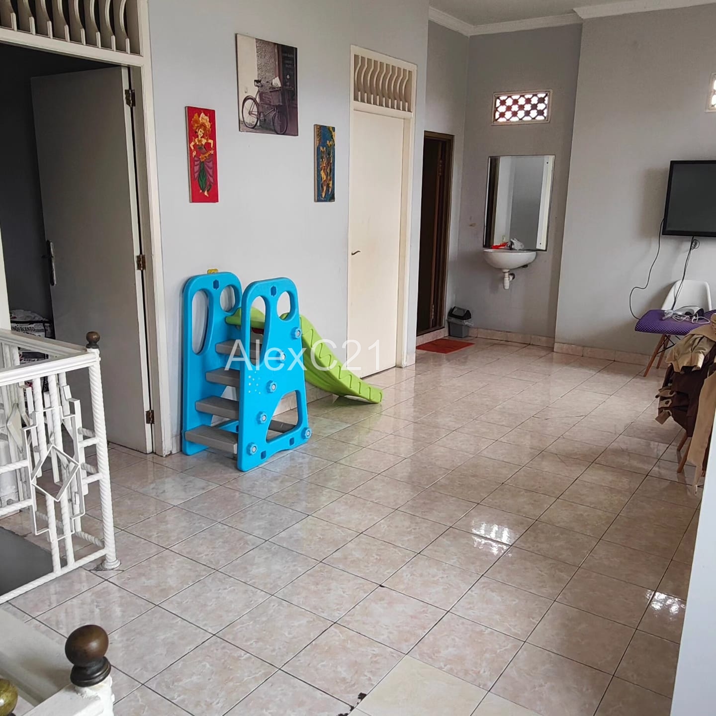 Dijual rumah di perum Taman Ubud Indah (Lippo Karawaci), Binong