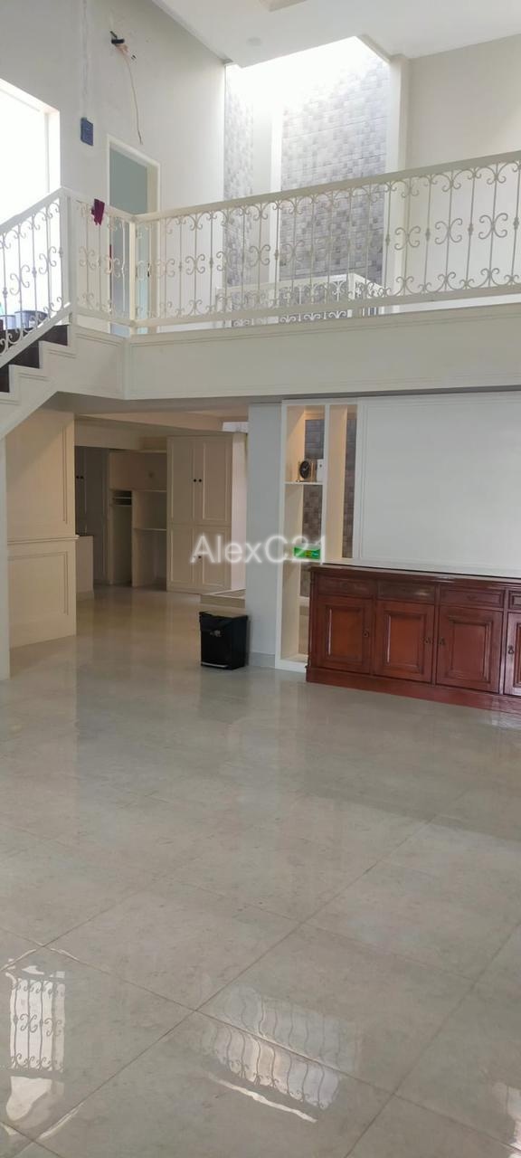 Disewakan rumah cantik minimalis di Mampang Prapatan Jakarta