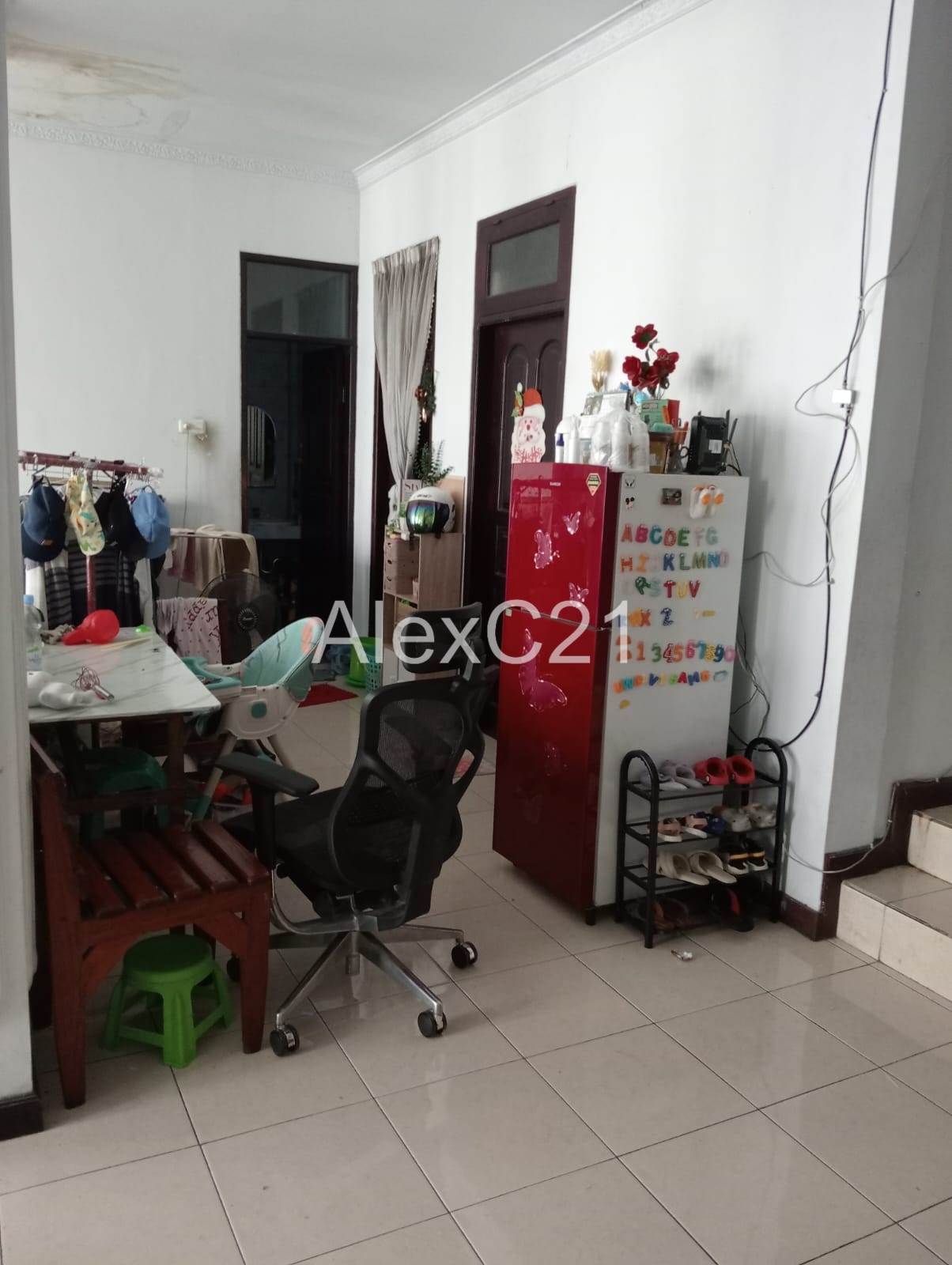 Dijual Rumah Cantik di Jl. Cendrawasih, Cengkareng Barat