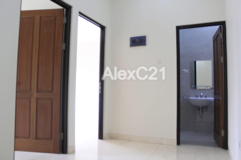 Dijual rumah minimalis di pondok indah, Pondok Pinang