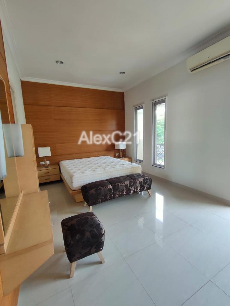 Dijual rumah diperum Gading Serpong, Kelapa Dua, Kab. Tangerang