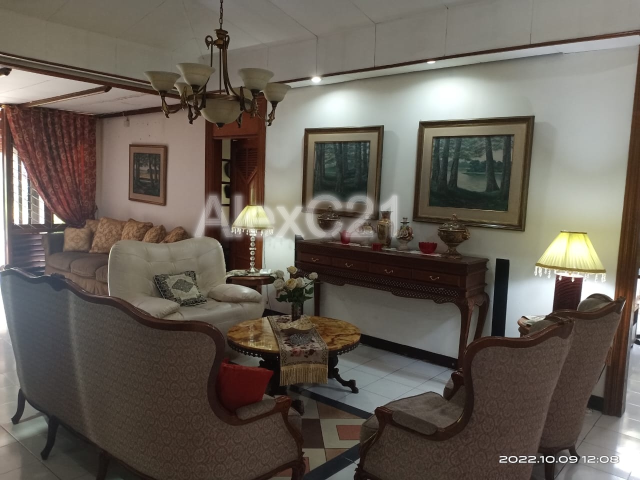 Dijual BU Rumah Strategis cantik (hitung tanah saja) di Mampang