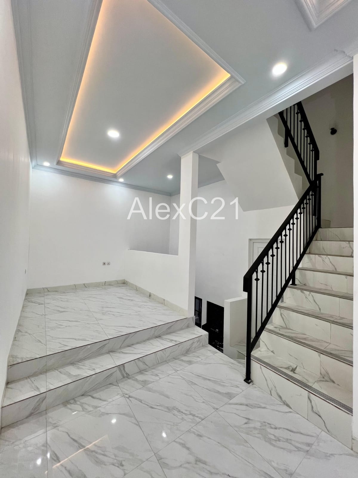 Dijual Rumah baru di Cipedak, Jagakarsa, Jakarta Selatan