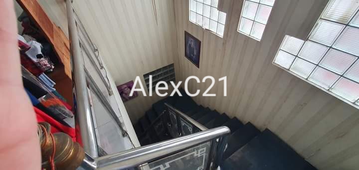 Dijual cepat rumah (BU) cocok utk rumah kost di Kemanggisan