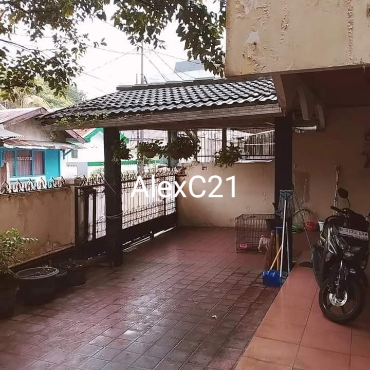 Dijual cepat rumah (BU) cocok utk rumah kost di Kemanggisan