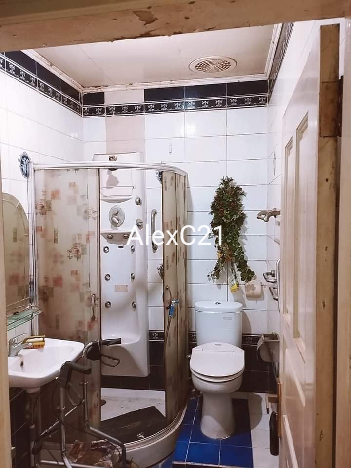 Dijual cepat rumah (BU) cocok utk rumah kost di Kemanggisan