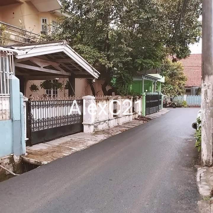 Dijual cepat rumah (BU) cocok utk rumah kost di Kemanggisan