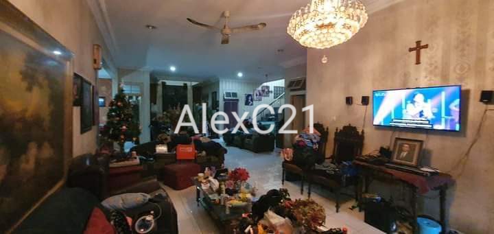 Dijual cepat rumah (BU) cocok utk rumah kost di Kemanggisan