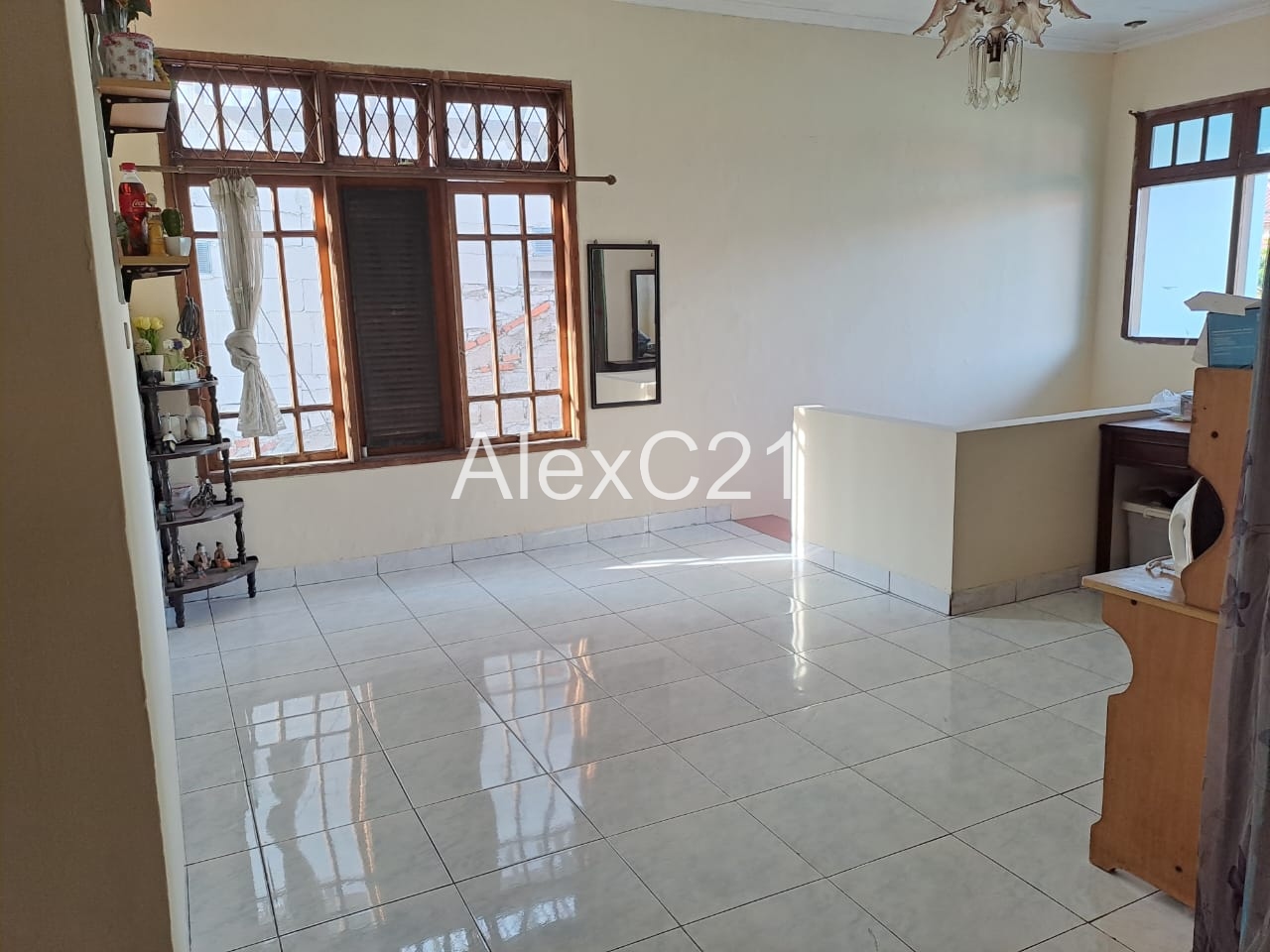 Dijual rumah siap huni Kebon Jeruk, Kebon Jeruk, Jakarta Barat