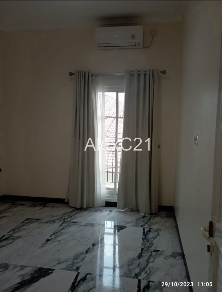 Dijual Rumah cantik di Pulo gadung , Jati, Pulo Gadung, Jakarta