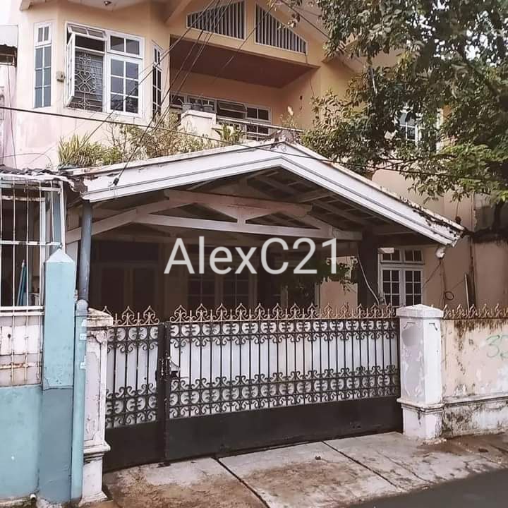 Dijual cepat rumah (BU) cocok utk rumah kost di Kemanggisan