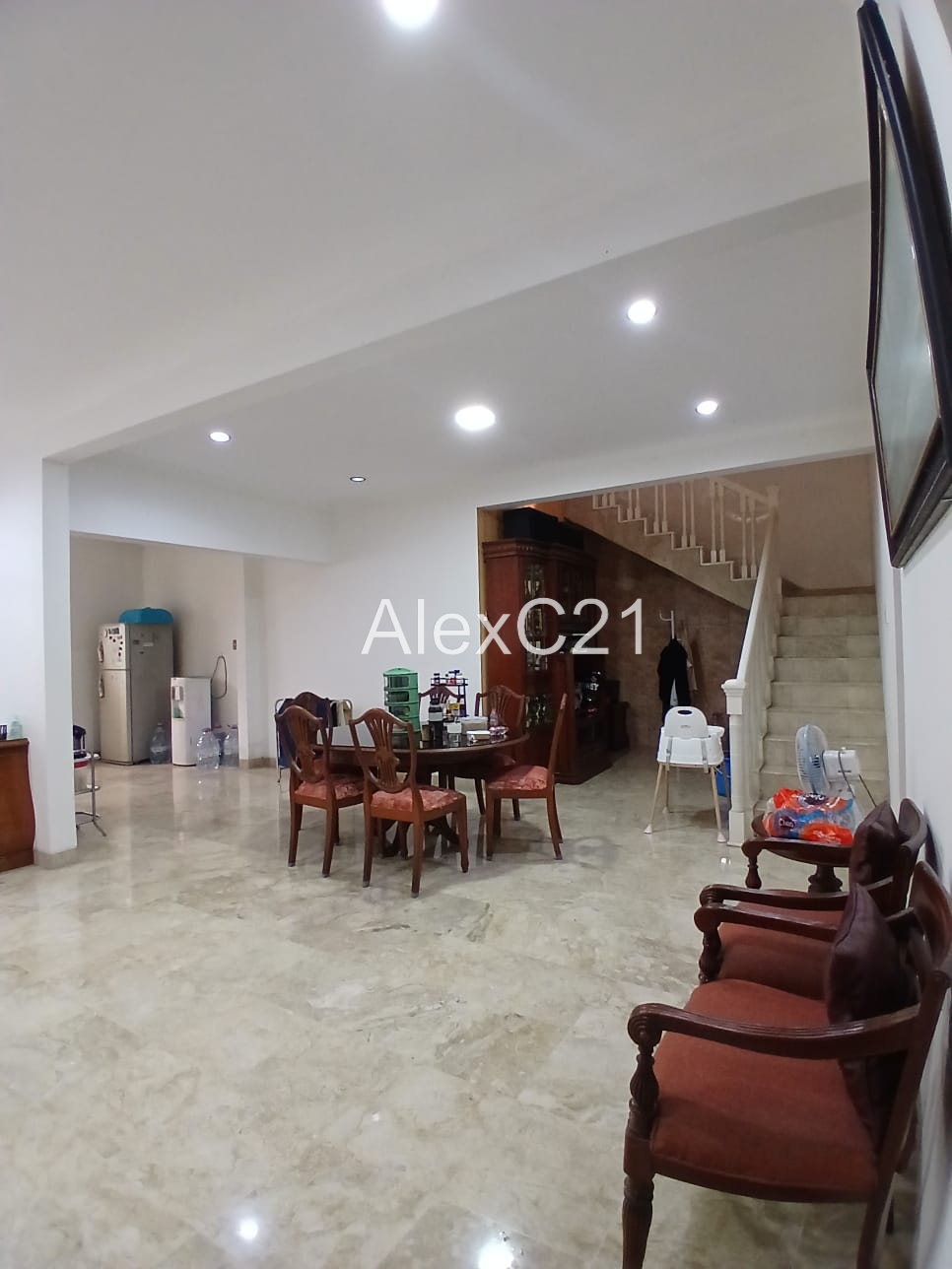 Dijual Rumah di Komplek Tanjung Barat Indah Super Strategis