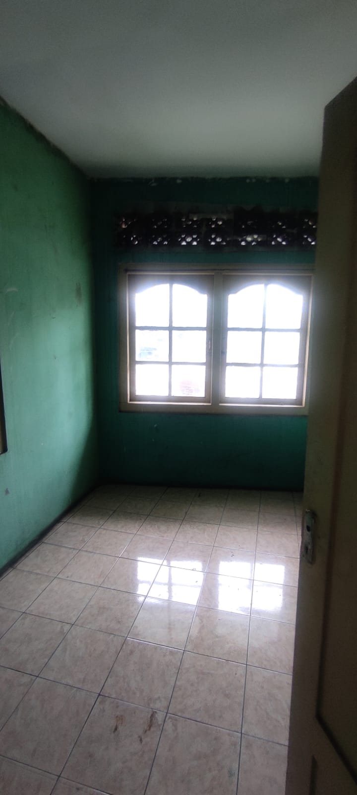 Dijual tanah komersil strategis BU bonus rumah lama Di Menteng