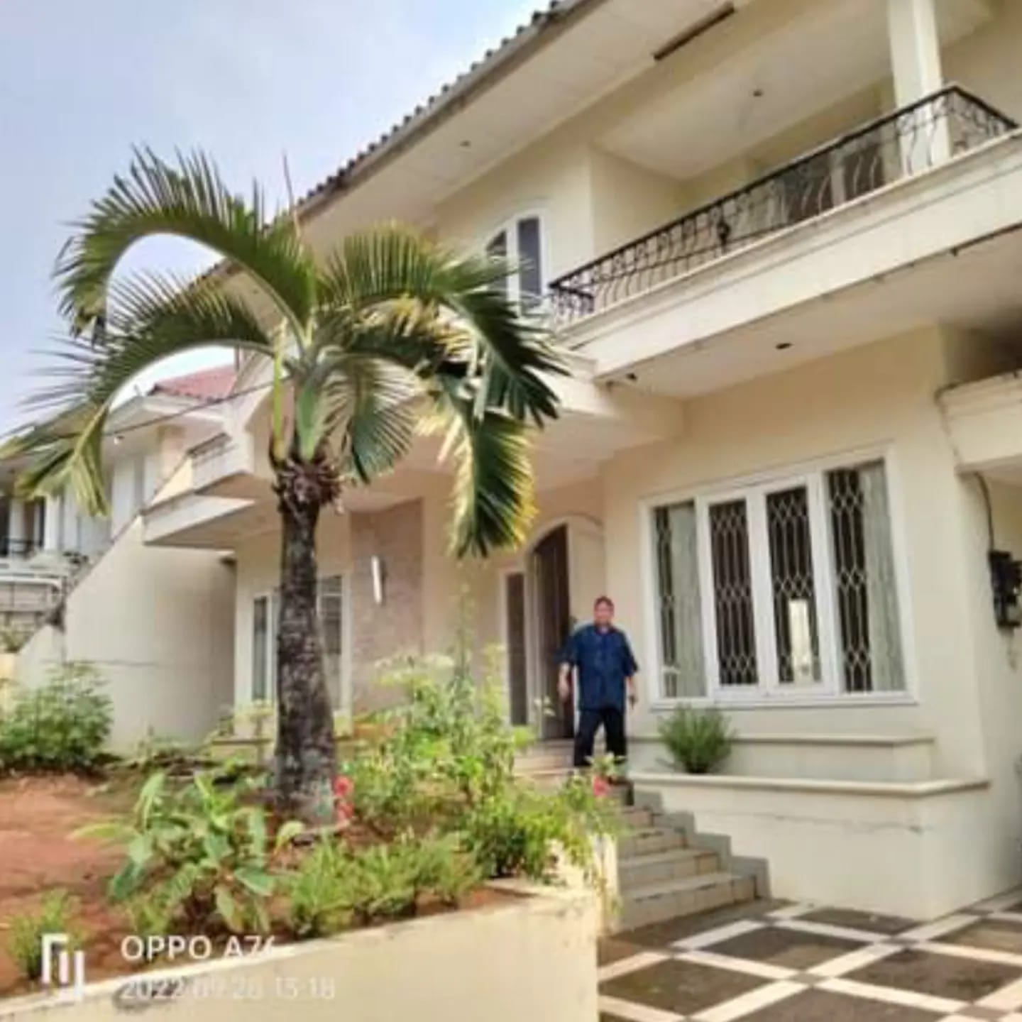 Dijual rumah sultan mewah termegah komplek modern Di Lebak Bulus