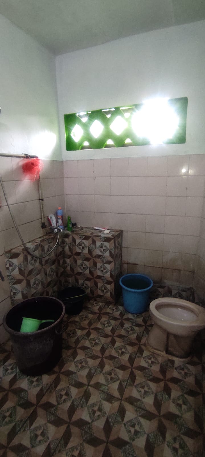 Dijual tanah komersil strategis BU bonus rumah lama Di Menteng