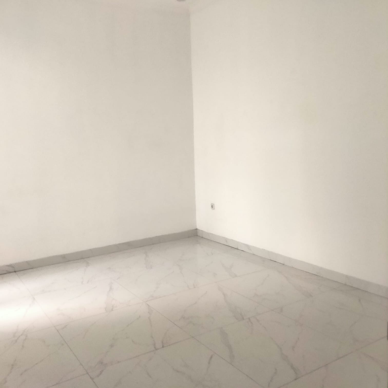 Dijual Rumah baru klasik modern di Kebon Jeruk