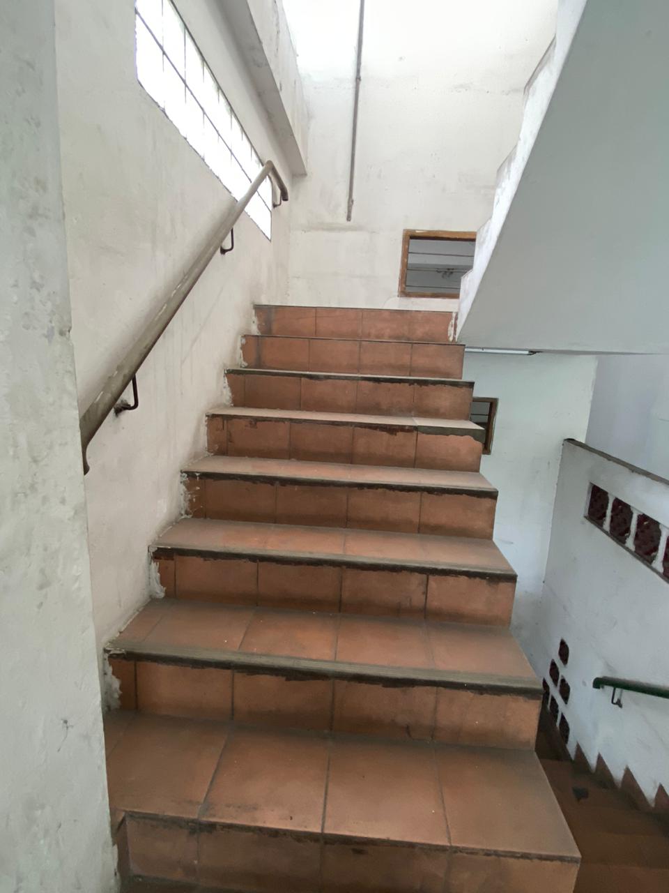 Disewakan ruko 3.5 lantai luas di Letjen Suprapto, Kemayoran