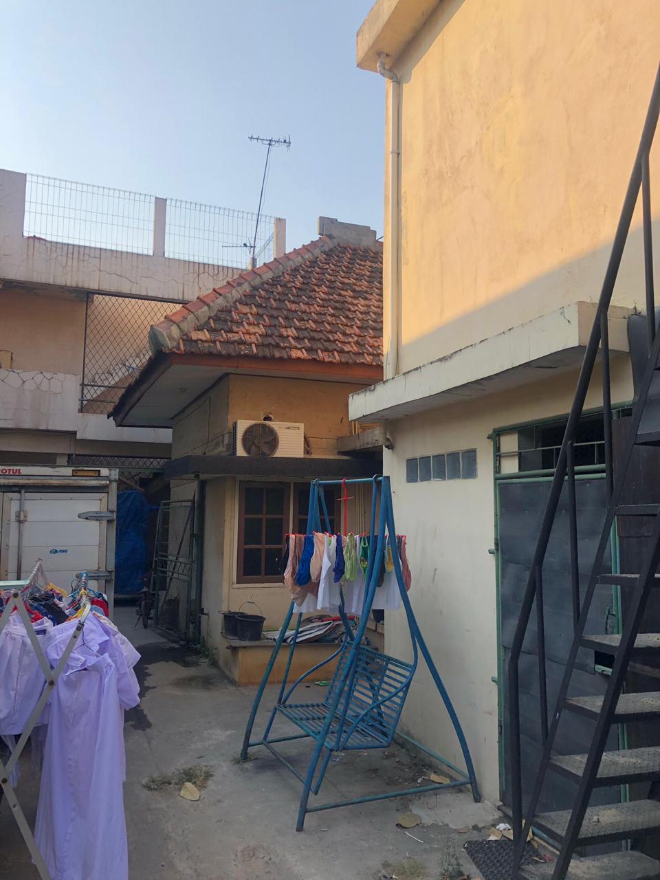 Dijual rumah dan kost harga mendekati Njop, Palmeriam, Matraman