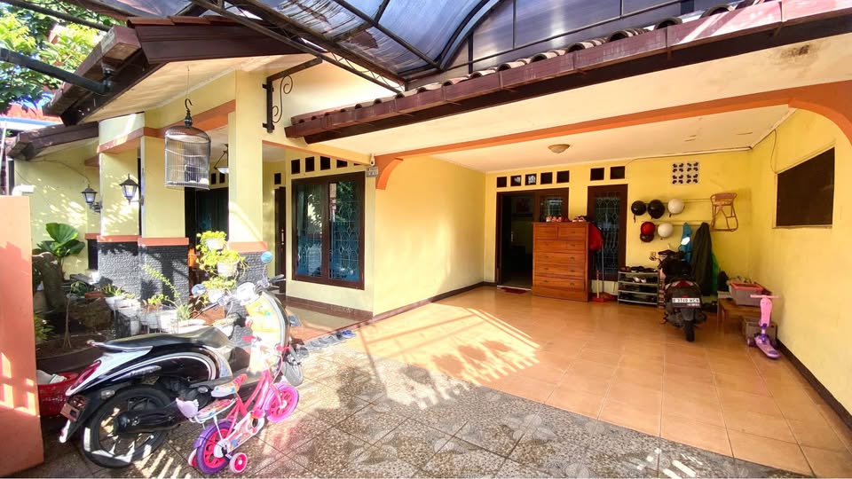 Dijual rumah komplek Departemen Agama di Bambu Apus, Pamulang