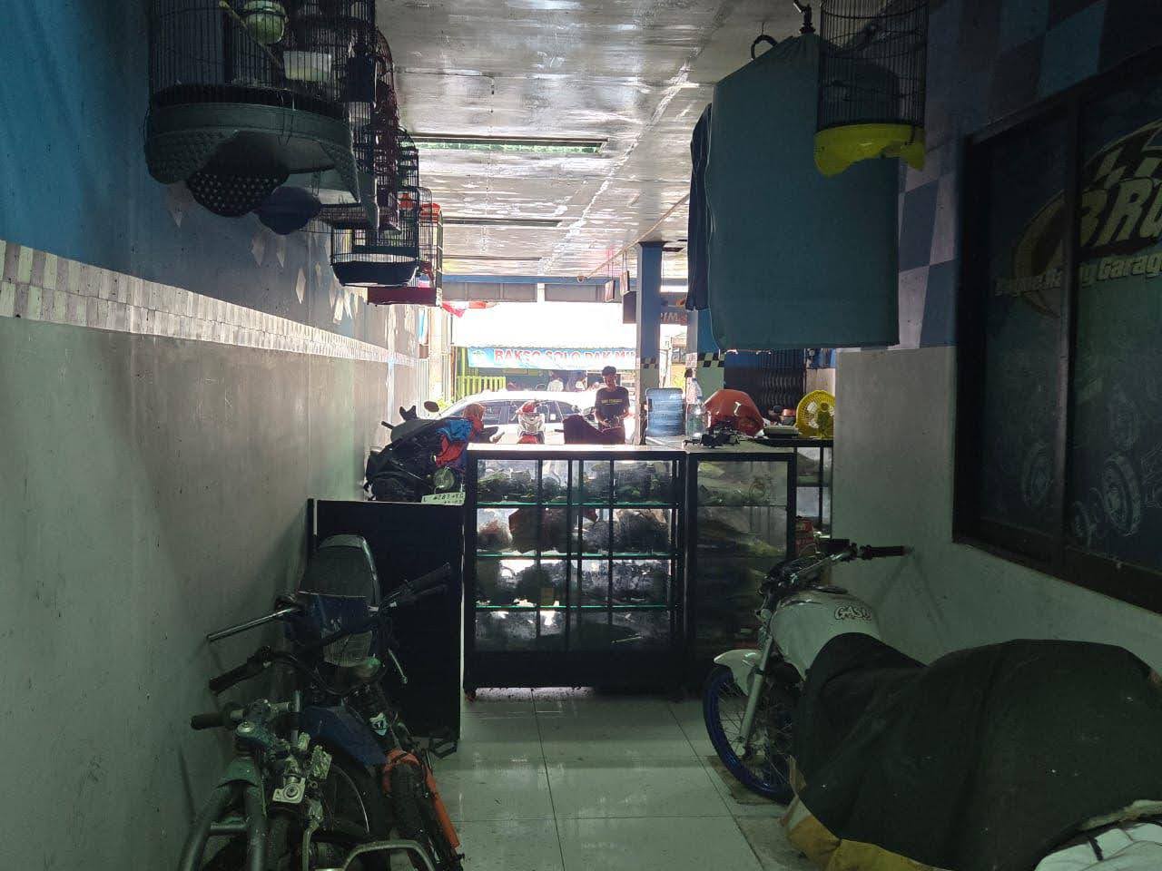 RUKO 3 Lantai RAYA MANUKAN LOR Surabaya Barat Lokasi Strategis