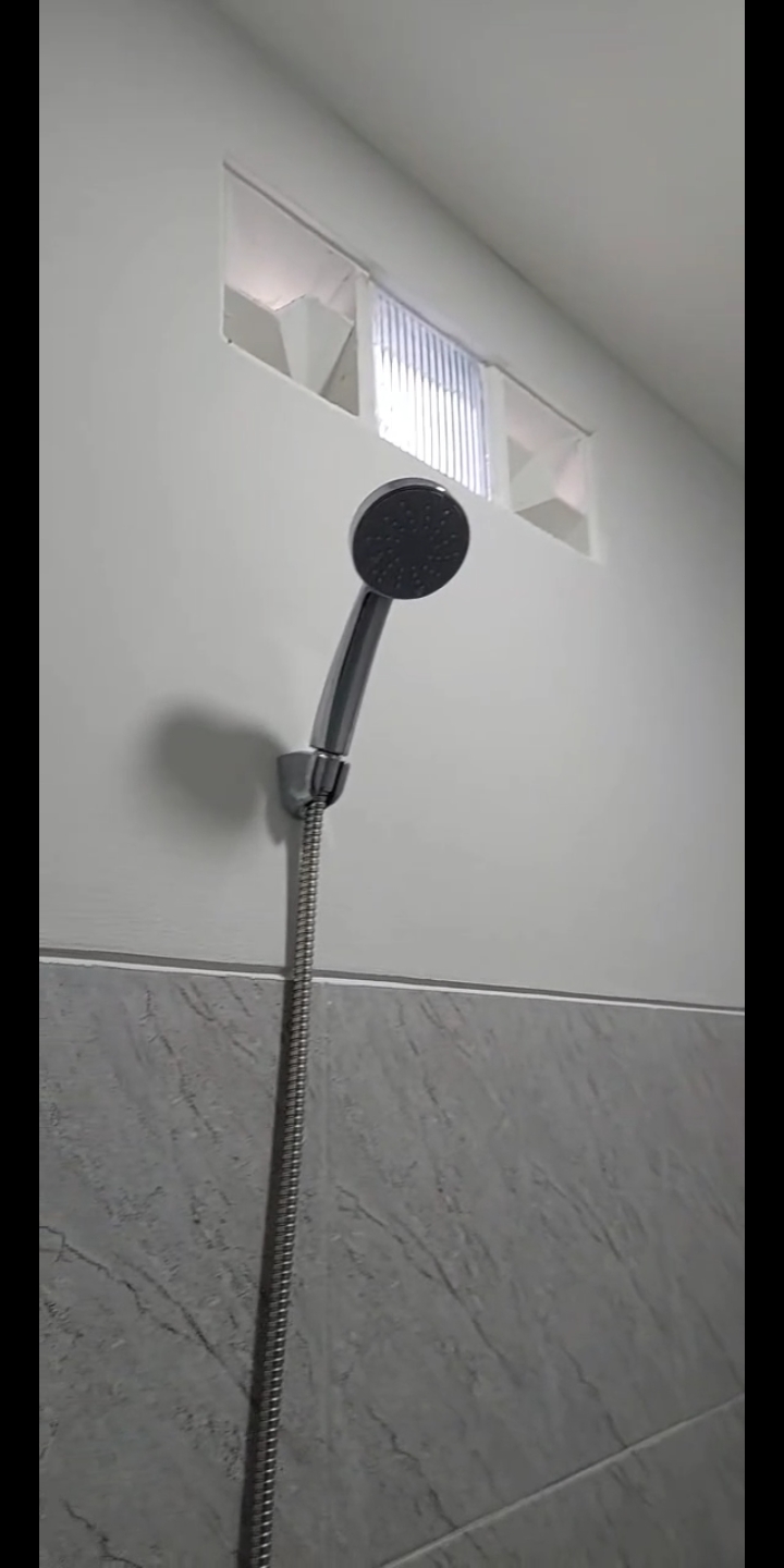 Dijual rumah kost dan kontrakan di Tegal Alur,  Kalideres