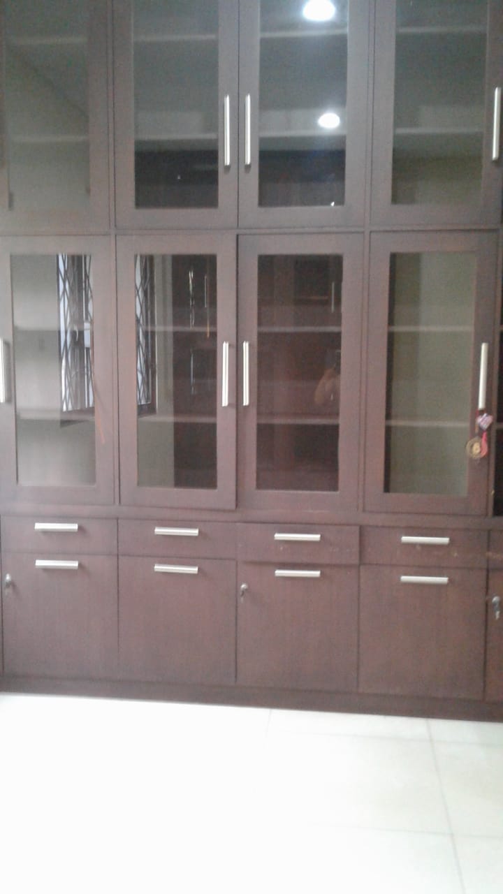 Dijual rumah komplek Taman Himalaya Karawaci  Kelapa Dua