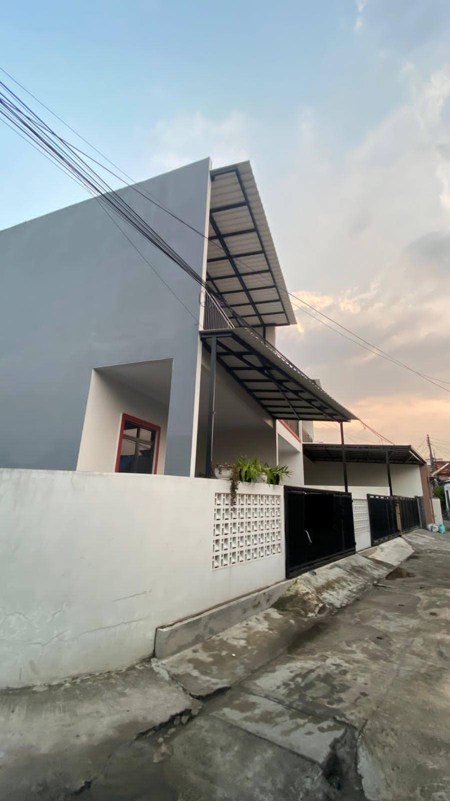 Dijual murah rumah di Japos, Paninggilan Kel, Ciledug, Tangerang