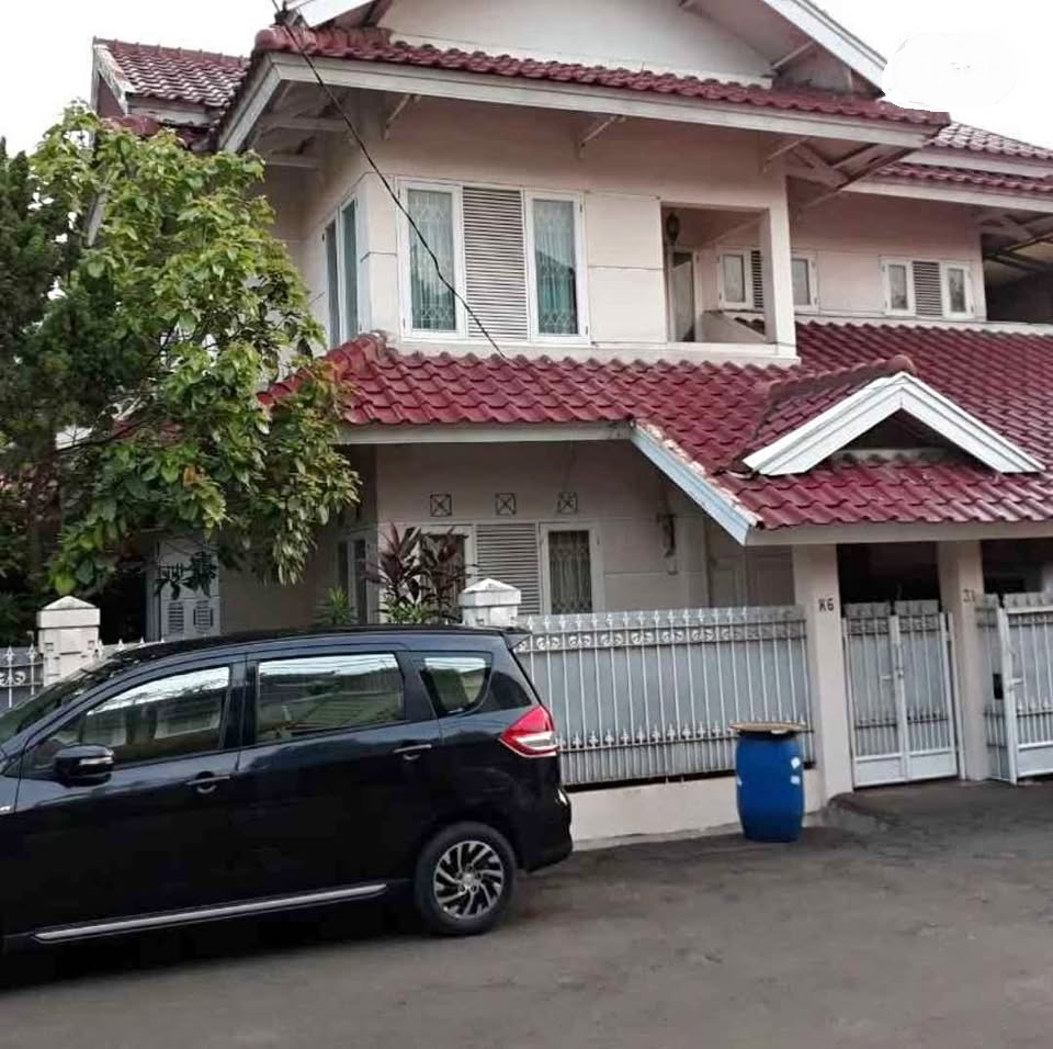 Dijual murah rumah hook komplek dekat PIM Di Pondok Pinang