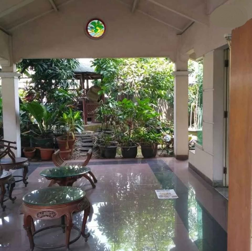 Dijual murah rumah hook komplek dekat PIM Di Pondok Pinang